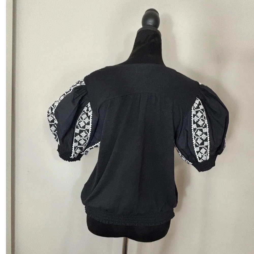Anthropologie Embroidered Puff Sleeve V-Neck Smocked Top Black White Large